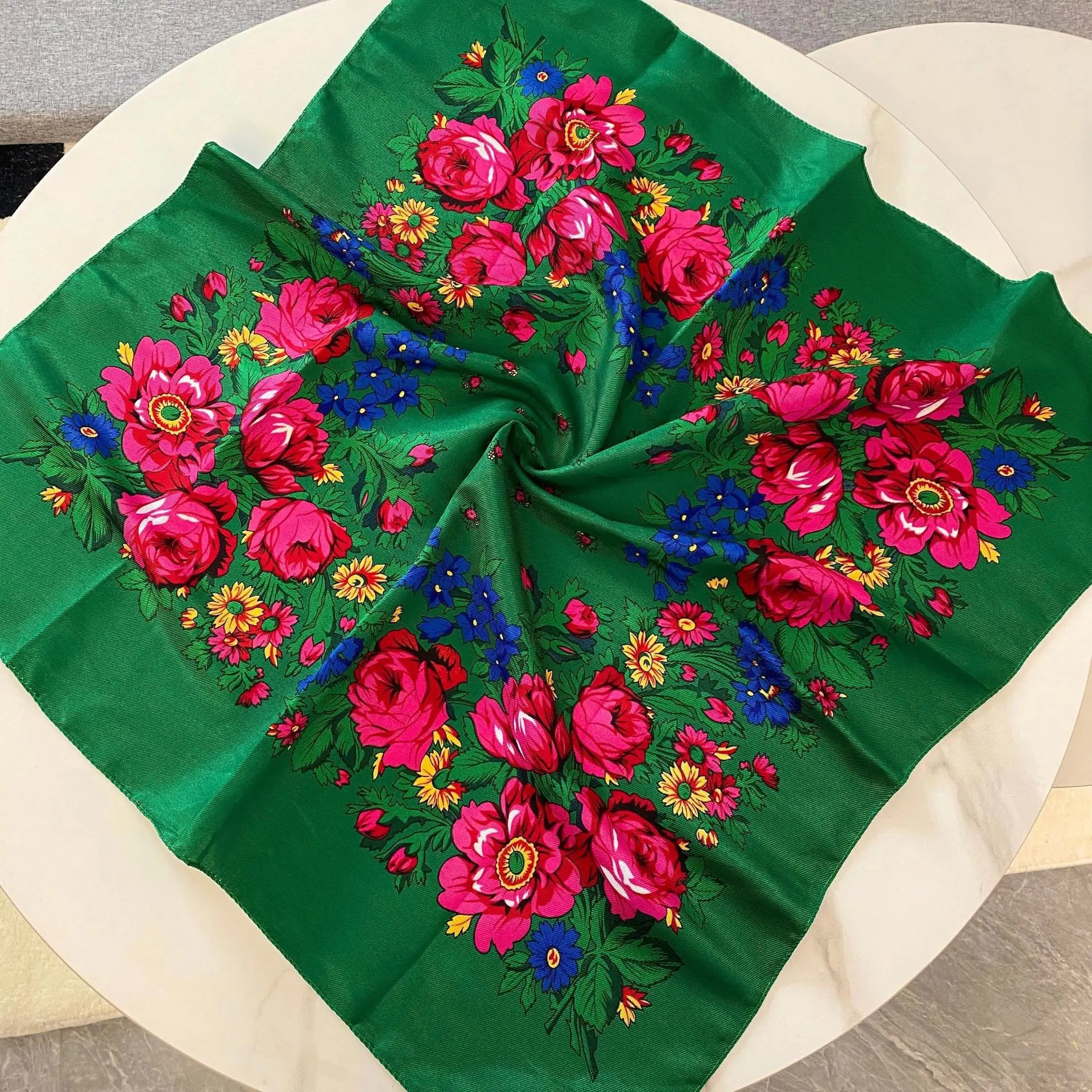 70*70 cm russe Floral carré écharpe femmes de luxe fleur imprimé Bandana bandeau ethnique mouchoir bandeau foulards